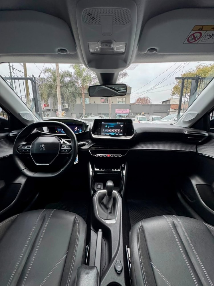Peugeot 208 FELINE — foto 13